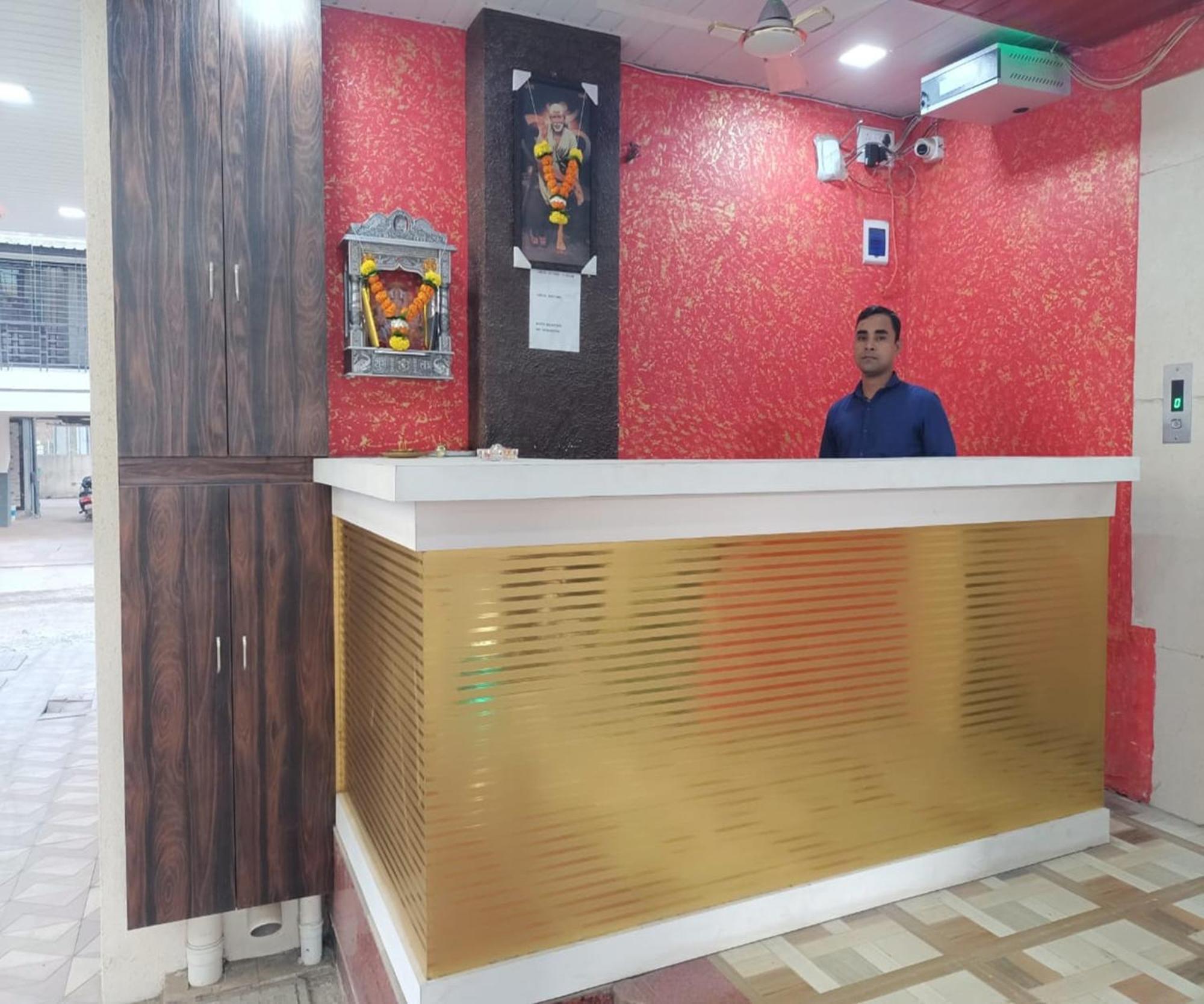 Hotel Om Sai Navi Mumbai Eksteriør bilde